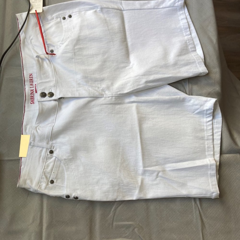 NWT sabrina lauren skinny fit stretch jean bermuda white short - Picture 9 of 15